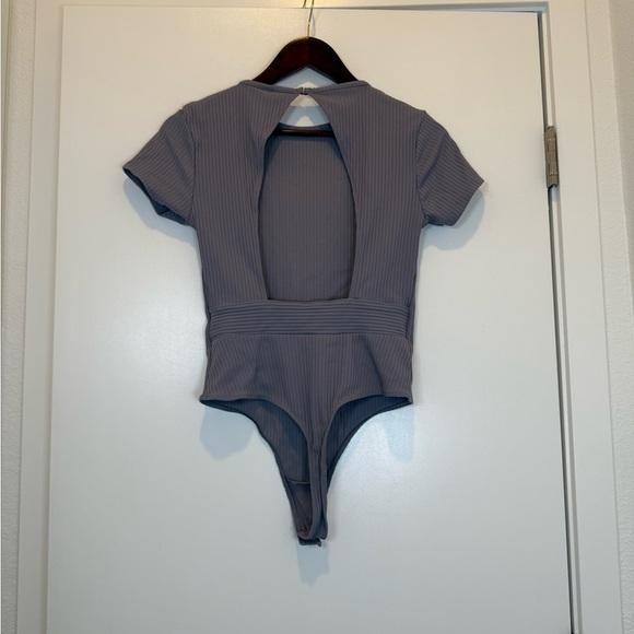 Victoria Secret Sport Gray Open Back Bodysuit - Picture 4 of 7